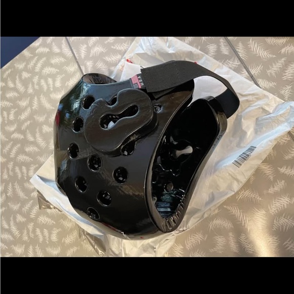 ✨✨ Adult Sparring Helmet Size L✨✨ - Picture 3 of 4